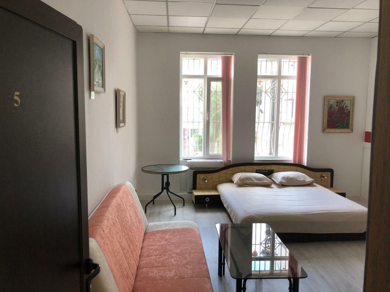 Guest Rooms Opera Plovdiv Exterior photo