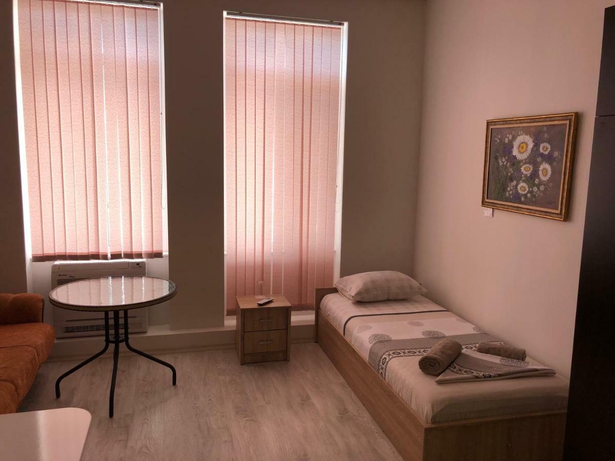 Guest Rooms Opera Plovdiv Exterior photo